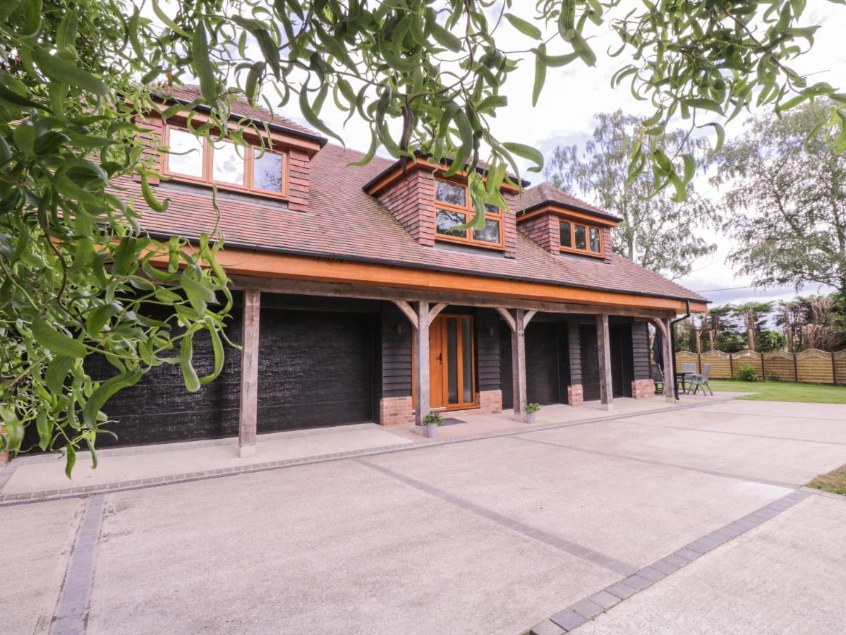 The Barn At Mulberry Lodge Maidstone Esterno foto